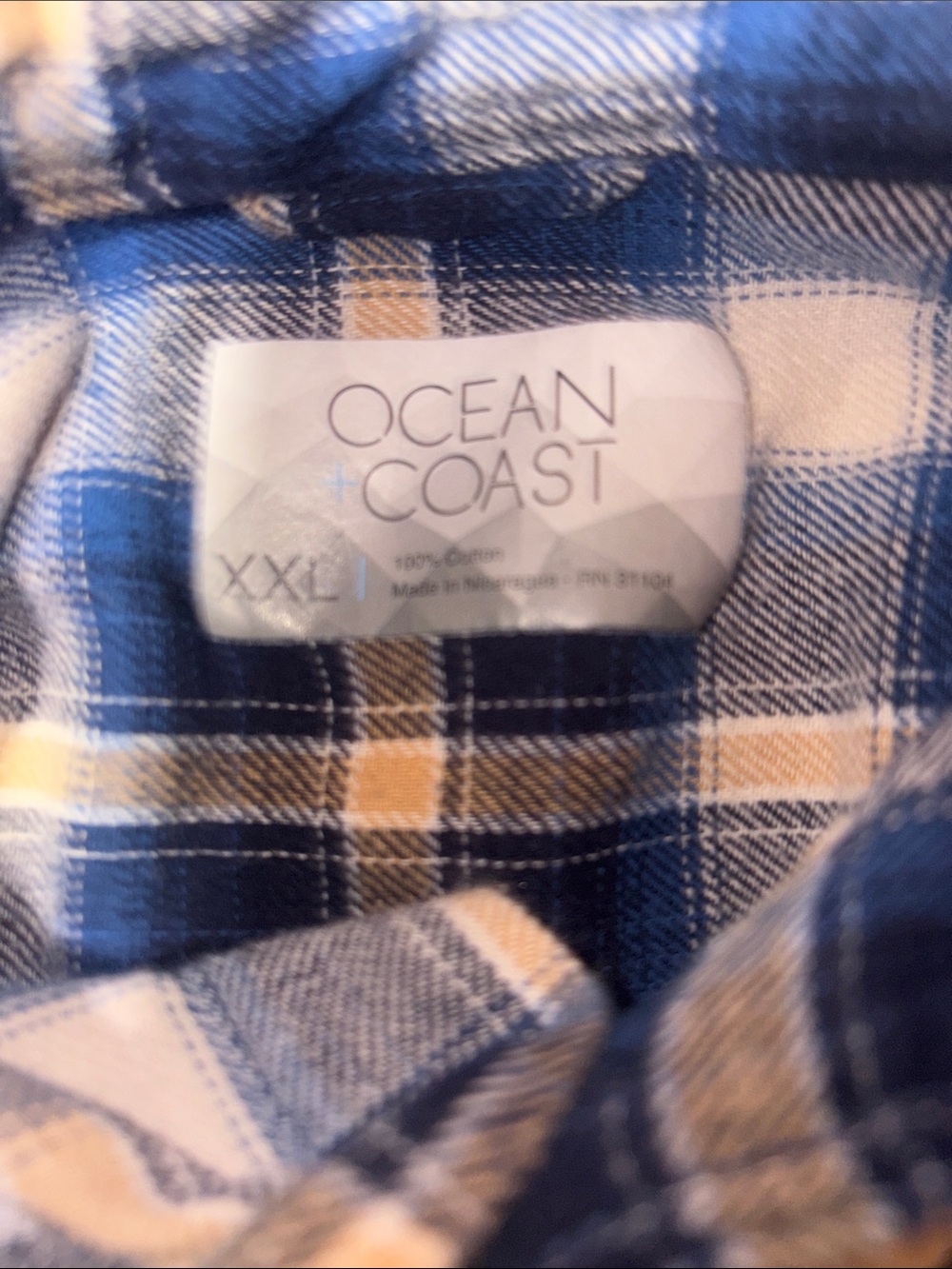 Casual Blue Plaid Button-Down Shirt with Chest Pockets - Picture 2 of 6